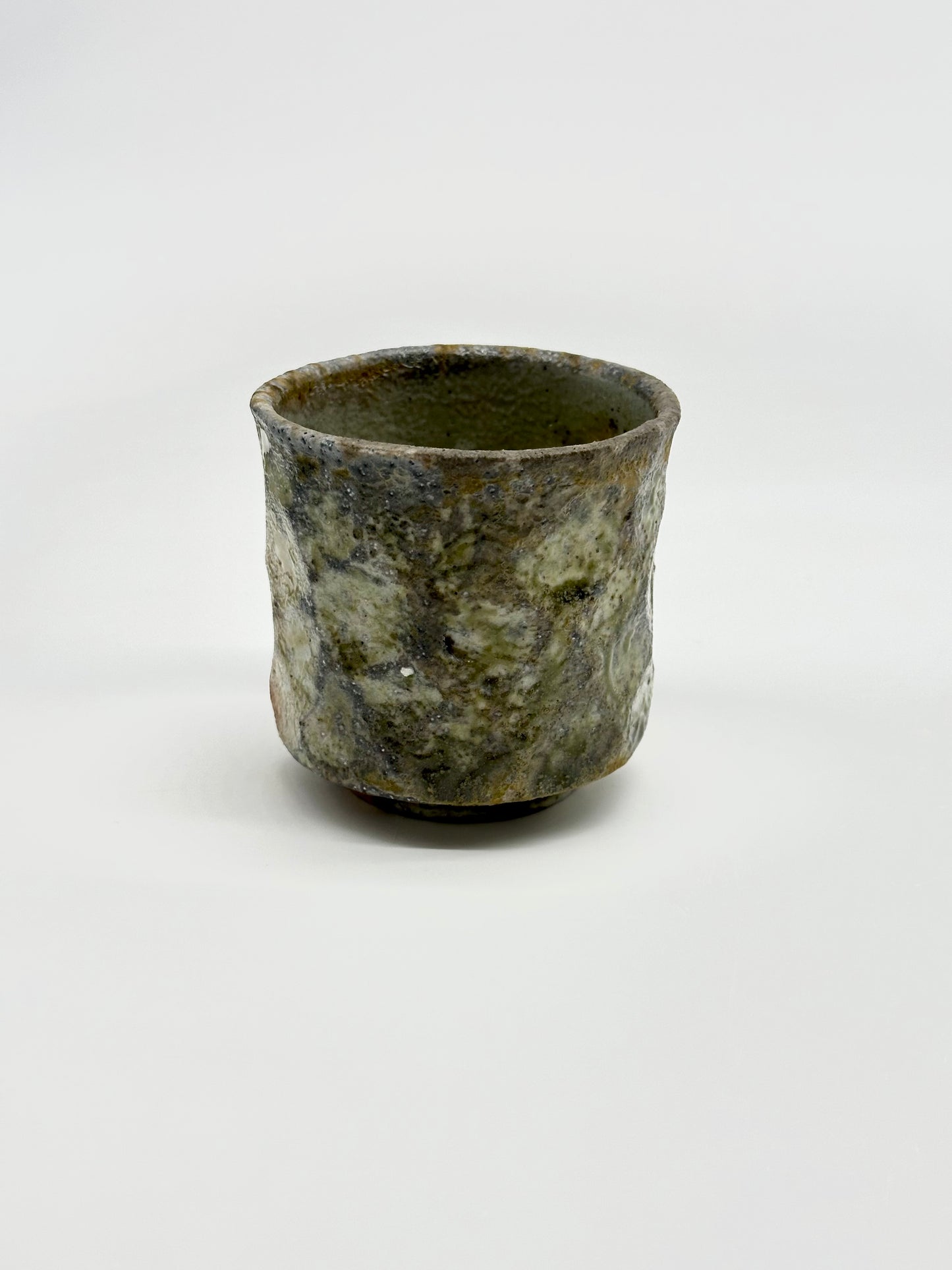 Wood-fired faceted cup