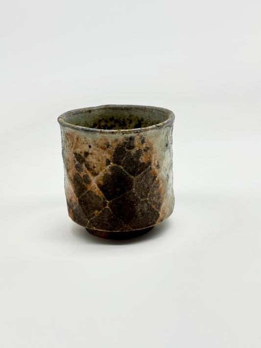 Wood-fired faceted cup