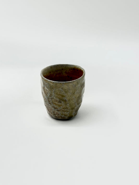 Wood-fired faceted cup