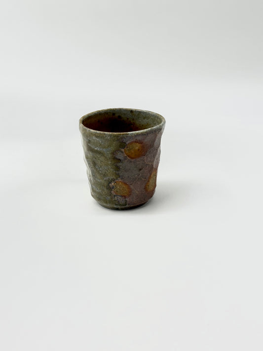 Wood-fired faceted cup